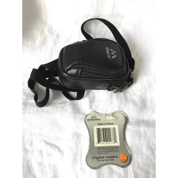 Compact Camera Carrying Case, Black - Picture 7 of 10